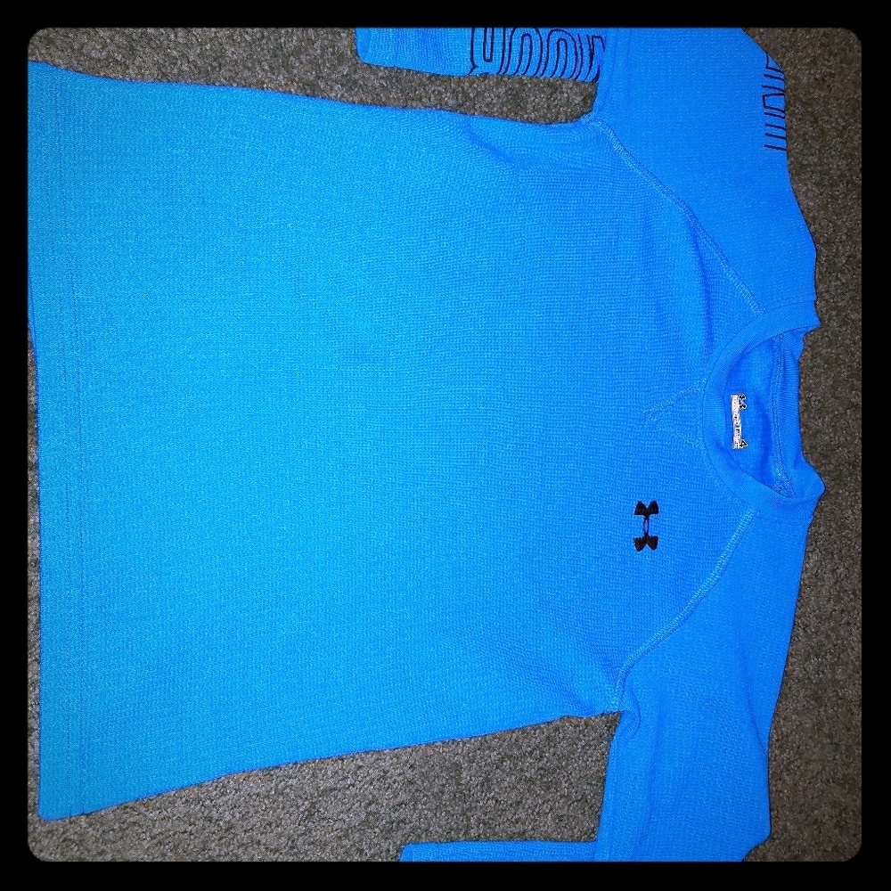 Under Armour long sleeve tee